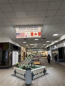 The Holiday Village Mall welcomes Canadians.